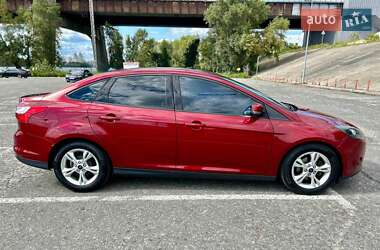 Седан Ford Focus 2014 в 
