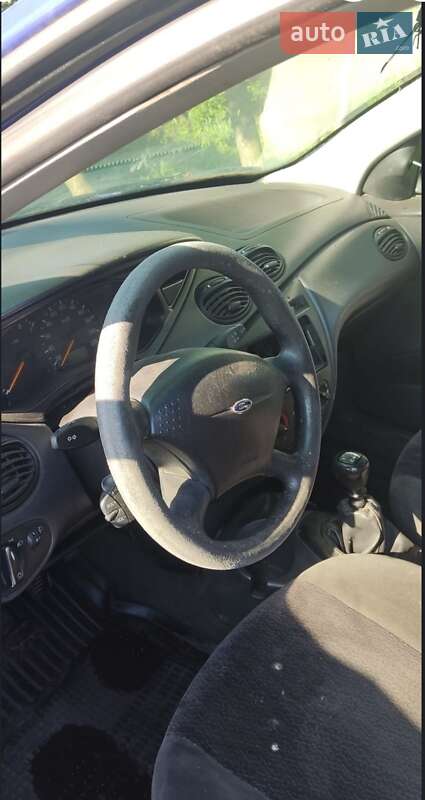 Универсал Ford Focus 2000 в 