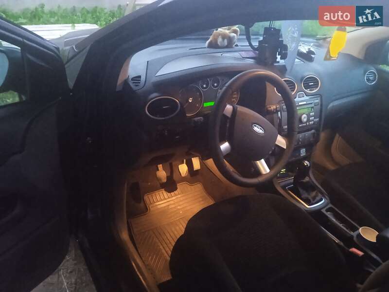 Универсал Ford Focus 2005 в Луцке фото 5 Универсал Ford Focus 2005 в Луцке