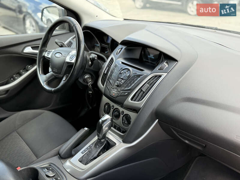 Универсал Ford Focus 2015 в Ровно