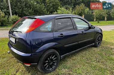 Хетчбек Ford Focus 1999 в 
