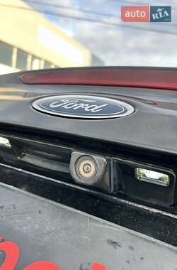 Седан Ford Focus 2015 в 