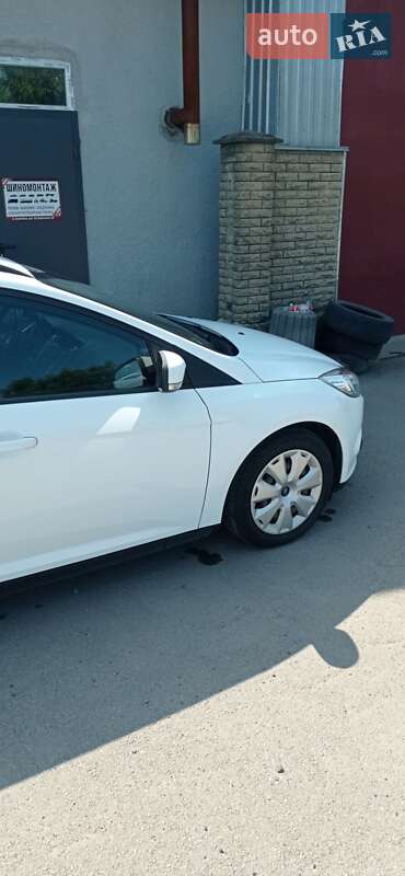 Универсал Ford Focus 2013 в Калиновке фото 8 Универсал Ford Focus 2013 в Калиновке