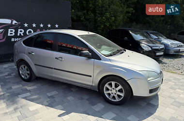 Хэтчбек Ford Focus 2006 в Каменец-Подольском