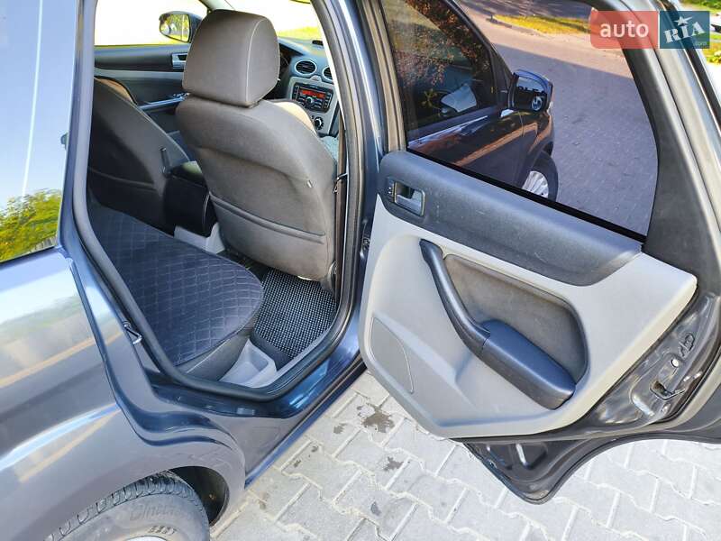 Универсал Ford Focus 2010 в Львове