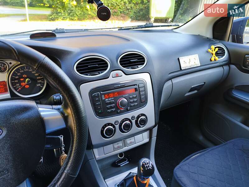 Универсал Ford Focus 2010 в Львове