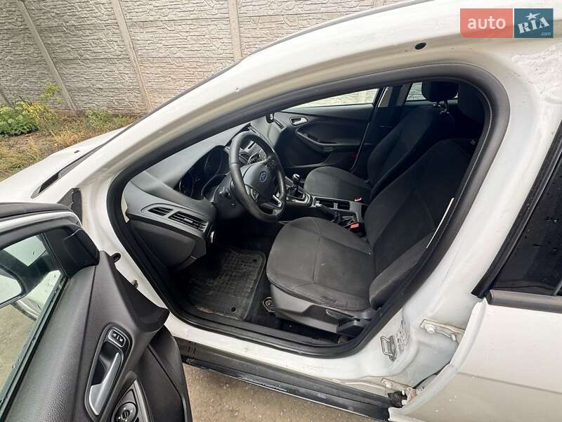 Универсал Ford Focus 2016 в Днепре фото 6 Универсал Ford Focus 2016 в Днепре