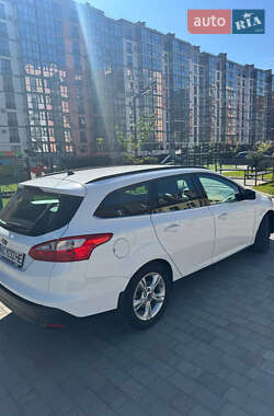 Универсал Ford Focus 2013 в 