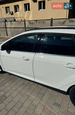 Универсал Ford Focus 2013 в 