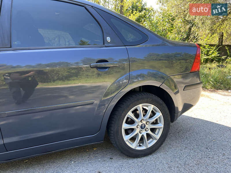 Седан Ford Focus 2006 в Броварах