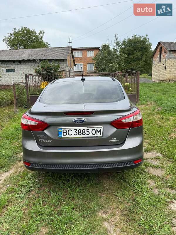 Седан Ford Focus 2013 в Куликове