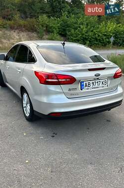 Седан Ford Focus 2016 в 