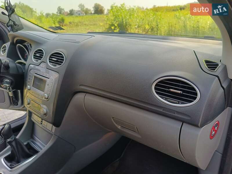 Універсал Ford Focus 2008 в Ратному