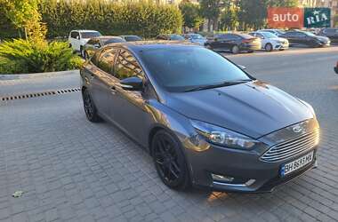 Седан Ford Focus 2016 в 