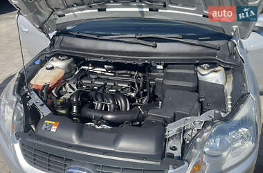 Хэтчбек Ford Focus 2008 в 