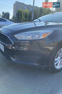 Седан Ford Focus 2015 в 