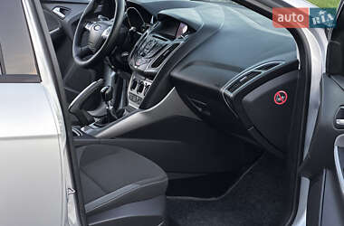 Универсал Ford Focus 2012 в 