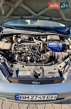 Седан Ford Focus 2003 в 