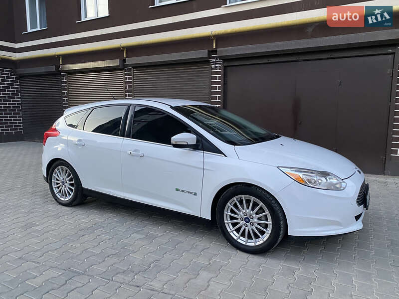 Хэтчбек Ford Focus 2014 в Хмельницком