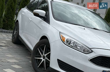 Седан Ford Focus 2016 в 