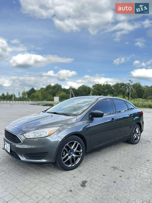 Седан Ford Focus 2016 в Радивилове фото 20 Седан Ford Focus 2016 в Радивилове