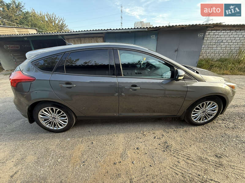Хэтчбек Ford Focus 2015 в Харькове