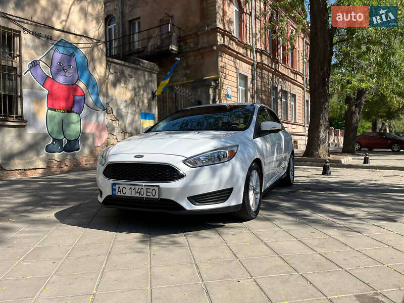 Седан Ford Focus 2015 в 