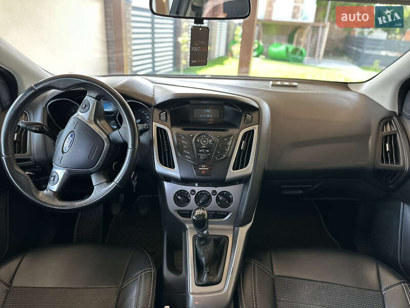 Хэтчбек Ford Focus 2013 в Владимире фото 13 Хэтчбек Ford Focus 2013 в Владимире