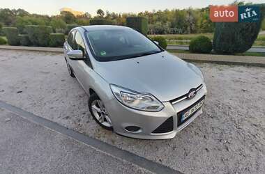 Седан Ford Focus 2014 в Дніпрі