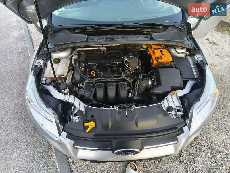 Седан Ford Focus 2014 в Днепре