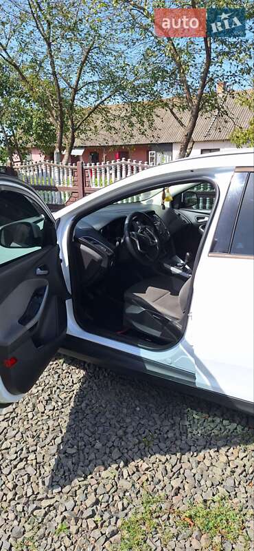 Универсал Ford Focus 2013 в Камне-Каширском фото 9 Универсал Ford Focus 2013 в Камне-Каширском
