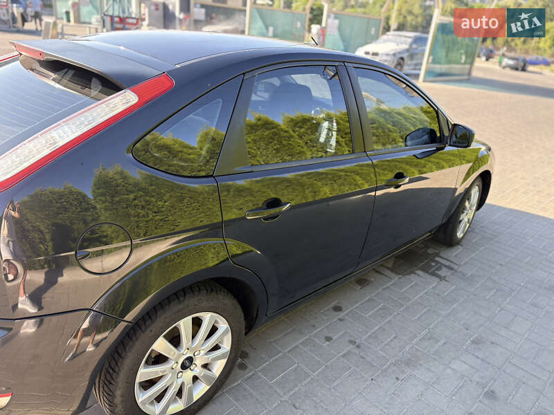 Хэтчбек Ford Focus 2008 в Черкассах