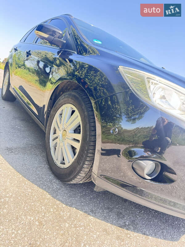 Универсал Ford Focus 2014 в Хмельницком