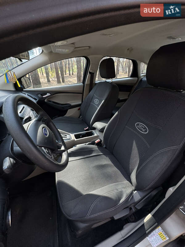 Седан Ford Focus 2017 в Днепре