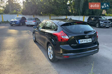Хэтчбек Ford Focus 2014 в 