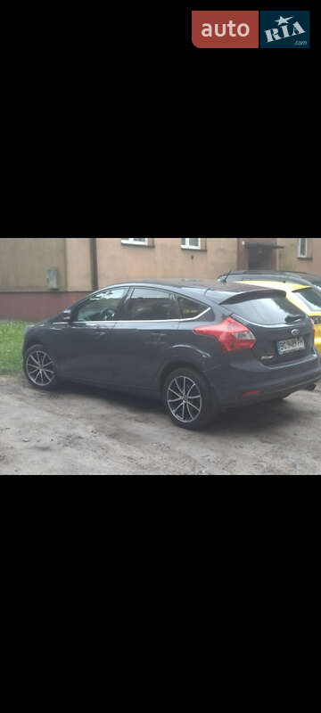 Хэтчбек Ford Focus 2012 в Самборе