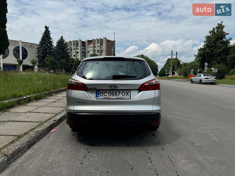 Универсал Ford Focus 2013 в Мукачево фото 3 Универсал Ford Focus 2013 в Мукачево