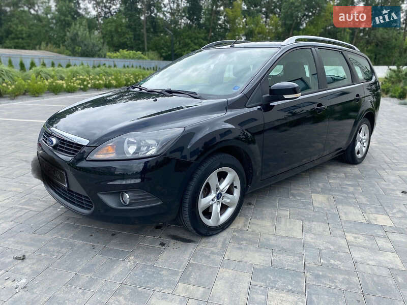 Универсал Ford Focus 2010 в 