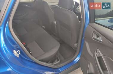 Седан Ford Focus 2017 в 