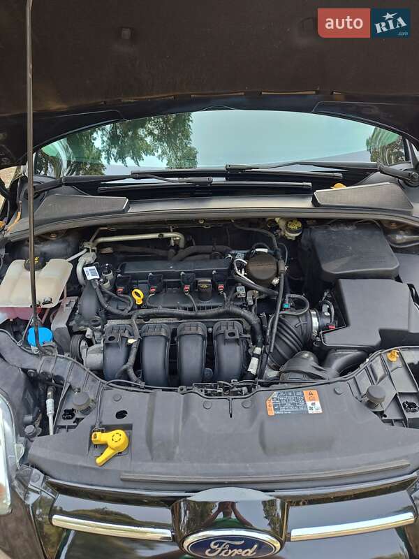 Седан Ford Focus 2014 в Лебедине