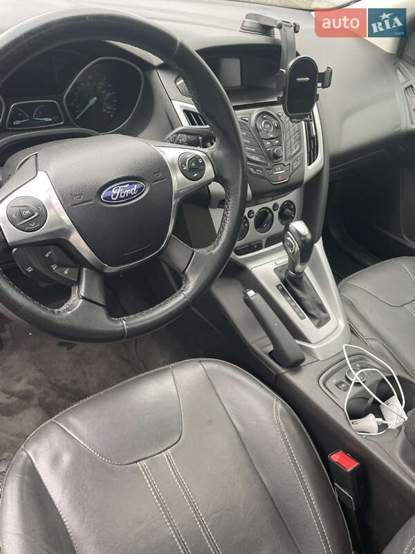 Хэтчбек Ford Focus 2013 в Киеве