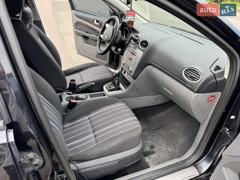 Хетчбек Ford Focus 2008 в Калуші