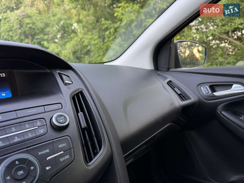 Хэтчбек Ford Focus 2017 в Полтаве