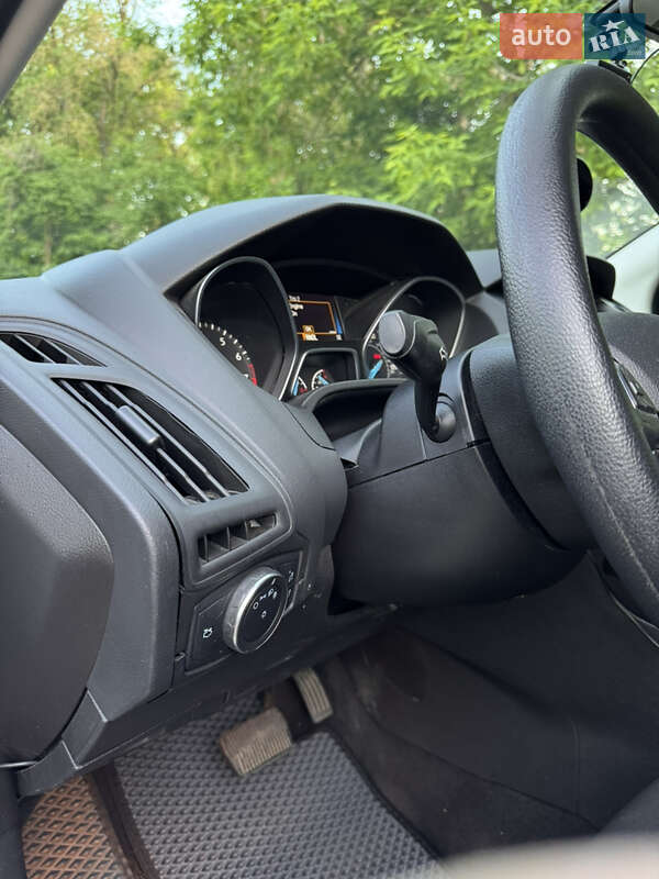 Хэтчбек Ford Focus 2017 в Полтаве