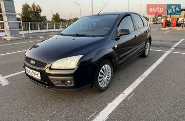 Хэтчбек Ford Focus 2006 в Киеве