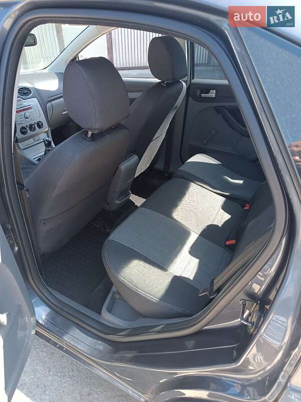 Седан Ford Focus 2010 в Ивано-Франковске