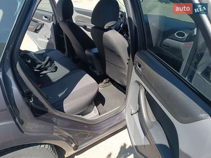 Седан Ford Focus 2010 в Ивано-Франковске