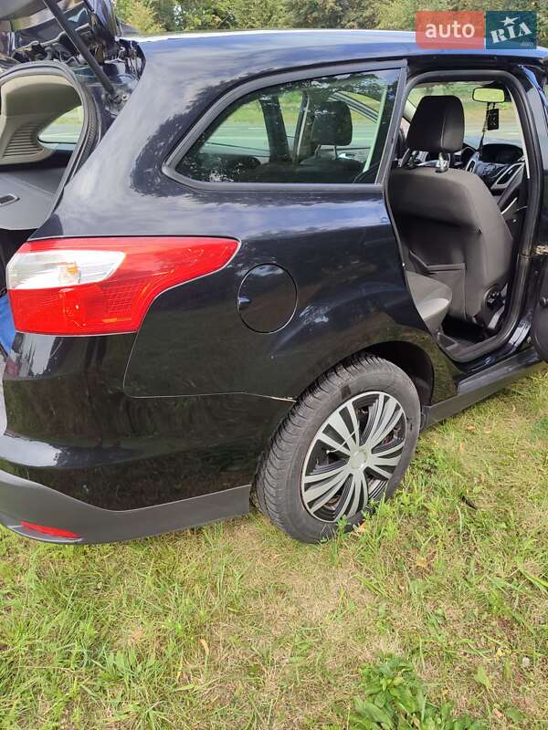 Універсал Ford Focus 2013 в Чернівцях