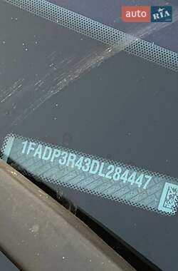 Хэтчбек Ford Focus 2013 в 
