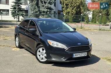 Седан Ford Focus 2015 в 